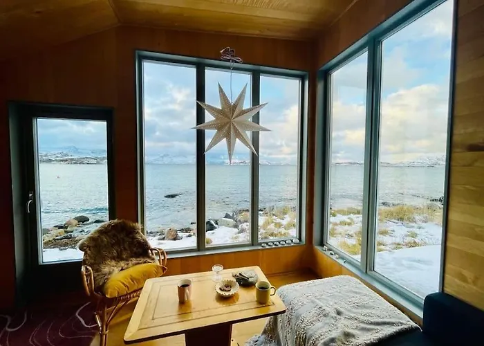 Nydelig Hytte Ved Havet Naert Tromso