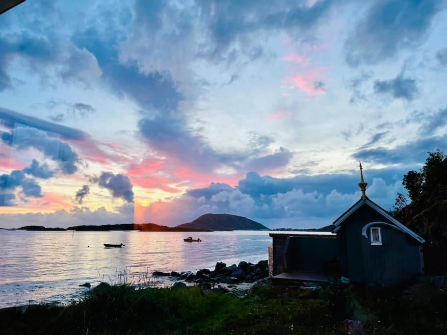 Nydelig Ved Havet Naert Feriehus